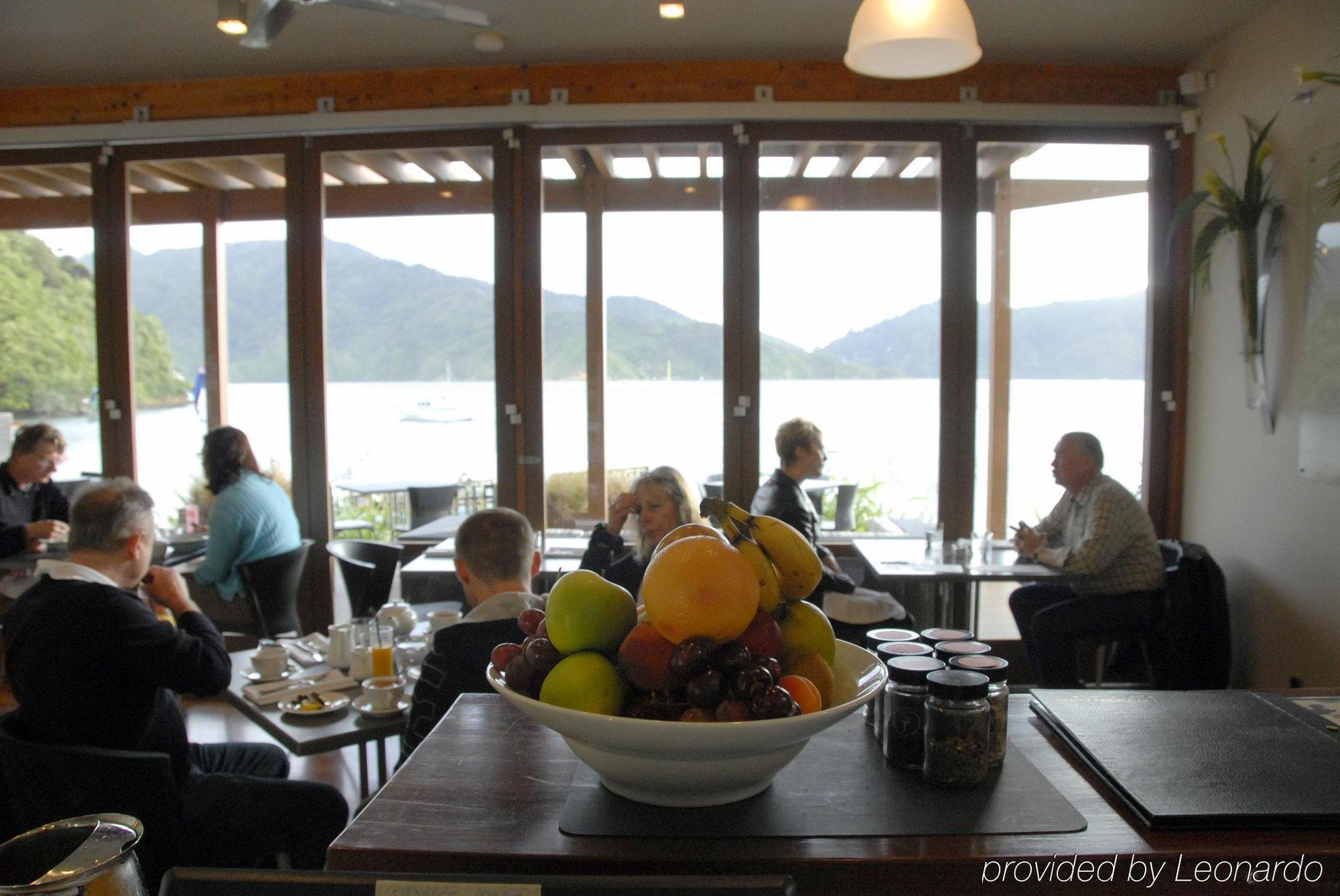 Bay Of Many Coves Hotell Arthur's Bay Restaurant bilde